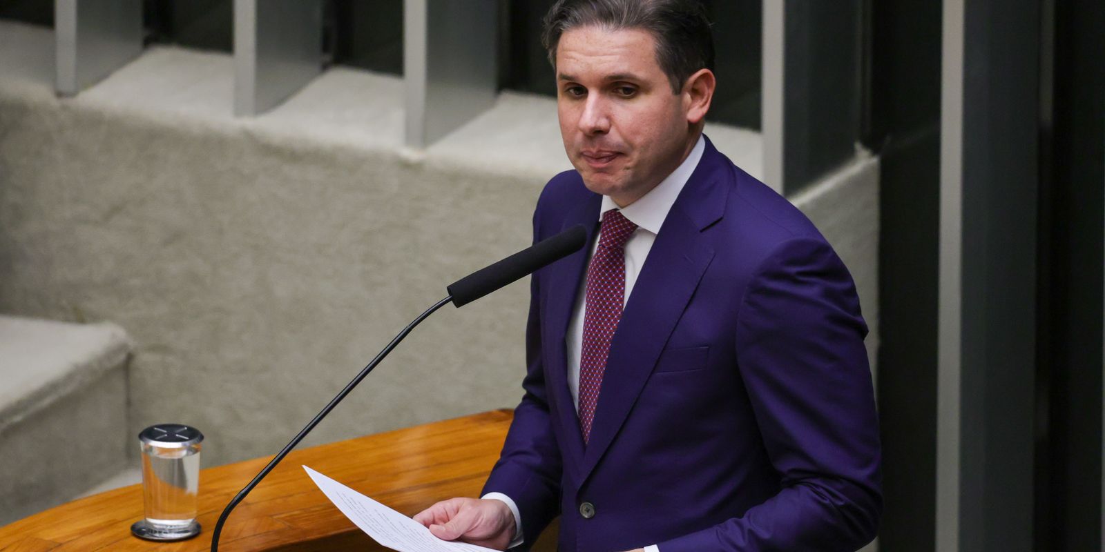 Decisão de Flávio Dino sobre penduricalhos foi 